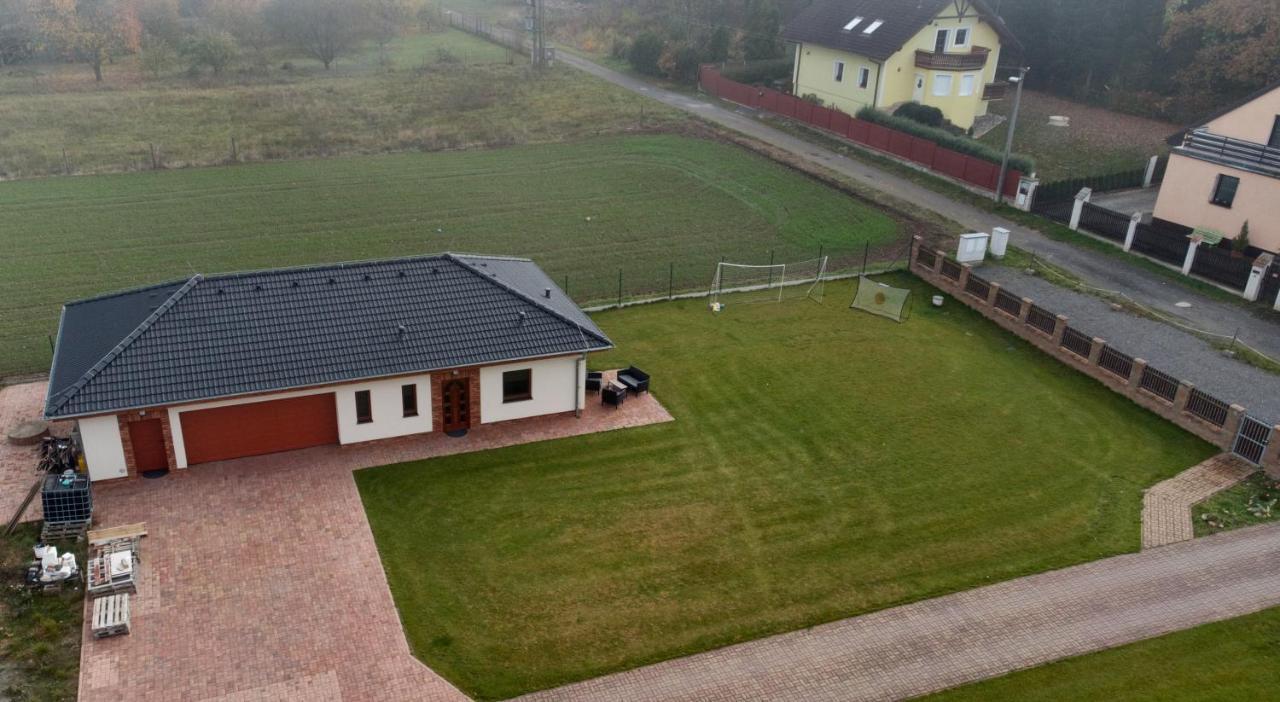 Apartman Uprostred Trojuhelniku Praha - Karlovy Vary - Plzen Kolesovice Экстерьер фото