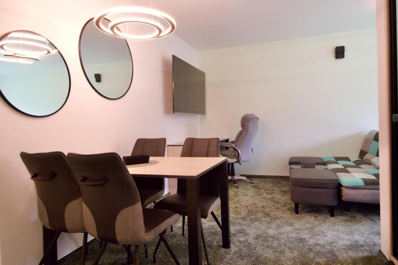 Apartman Uprostred Trojuhelniku Praha - Karlovy Vary - Plzen Kolesovice Экстерьер фото
